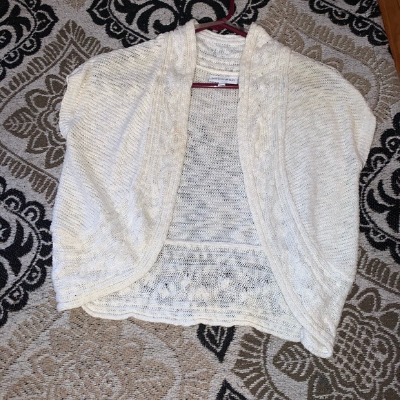 Sweater - Picture 1 of 1